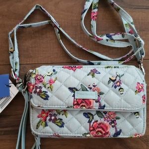 Iconic RFID All in One Crossbody Vera Bradley